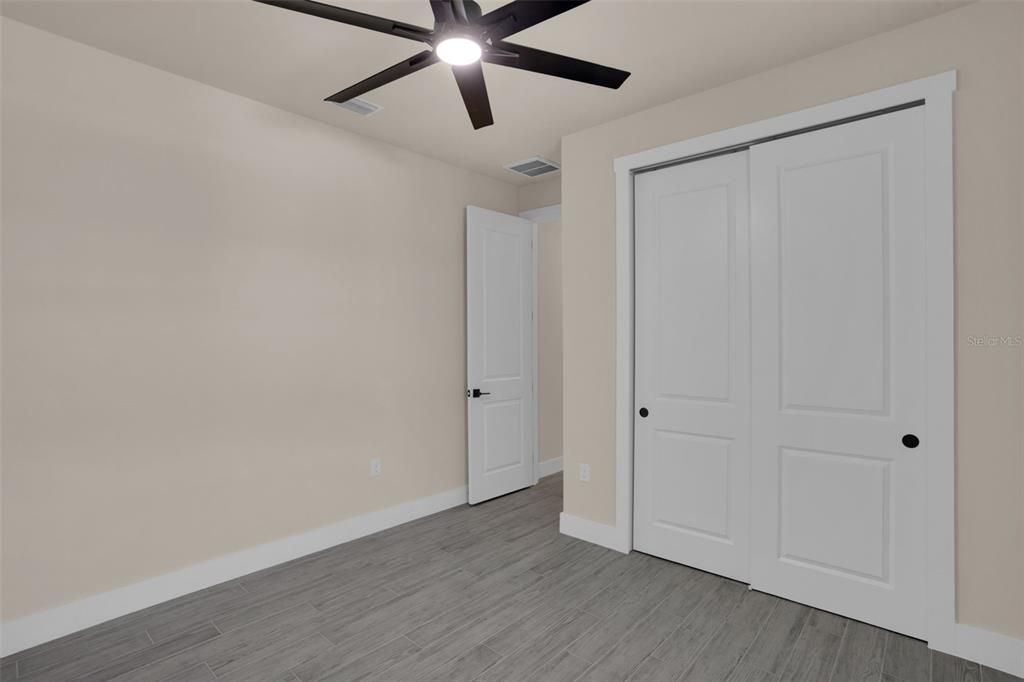For Sale: $419,000 (4 beds, 2 baths, 1723 Square Feet)
