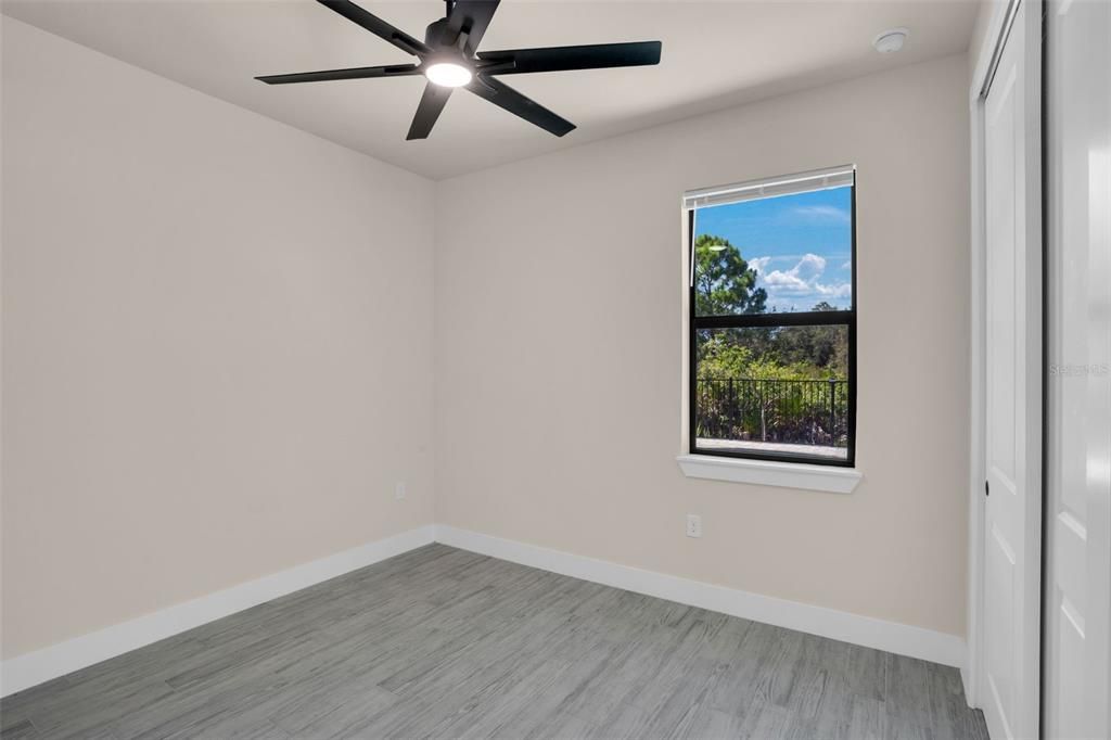 For Sale: $419,000 (4 beds, 2 baths, 1723 Square Feet)