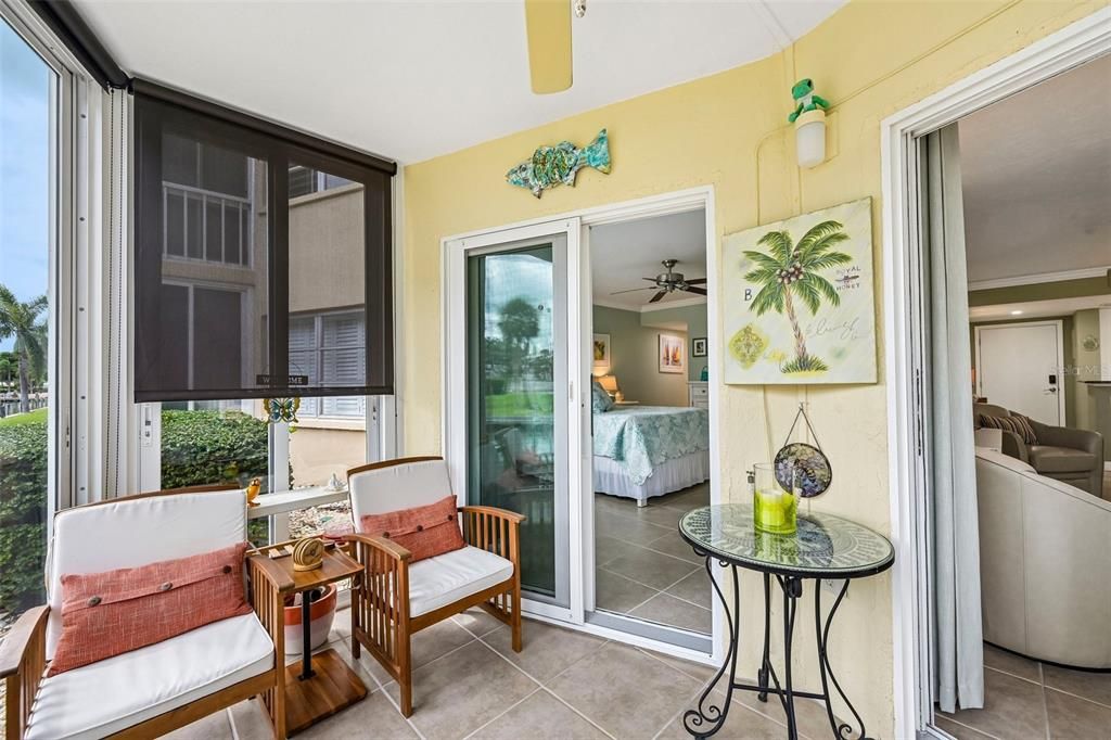 For Sale: $399,900 (1 beds, 2 baths, 865 Square Feet)