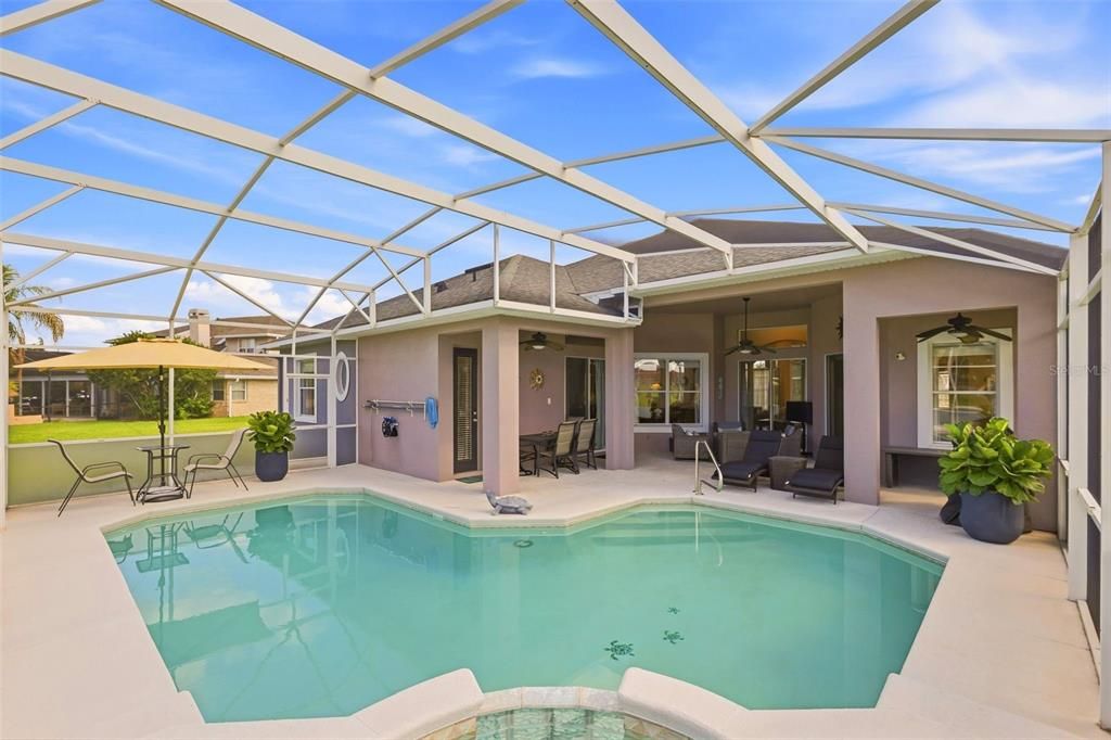 En Venta: $549,000 (4 camas, 3 baños, 2741 Pies cuadrados)