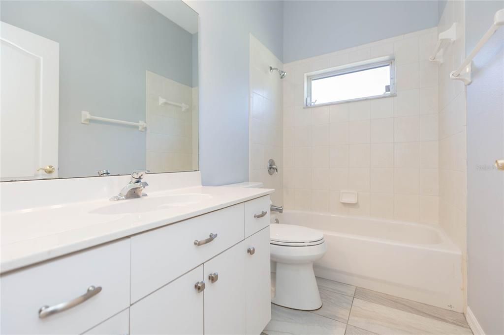 For Sale: $525,000 (3 beds, 3 baths, 2053 Square Feet)