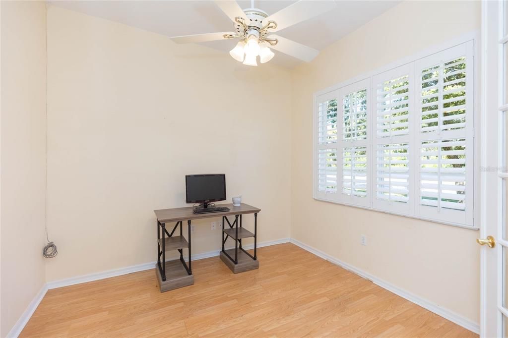 For Sale: $525,000 (3 beds, 3 baths, 2053 Square Feet)