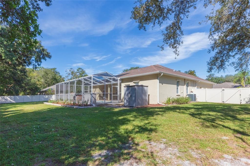 For Sale: $525,000 (3 beds, 3 baths, 2053 Square Feet)