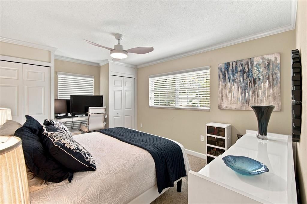 For Sale: $1,295,000 (3 beds, 2 baths, 2375 Square Feet)