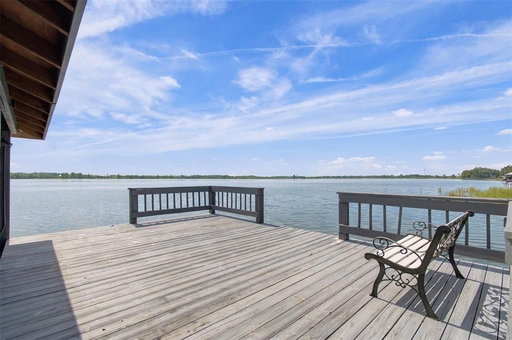 For Sale: $1,295,000 (3 beds, 2 baths, 2375 Square Feet)