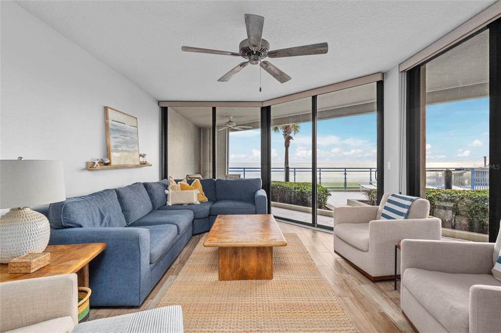 For Sale: $899,000 (3 beds, 2 baths, 1601 Square Feet)