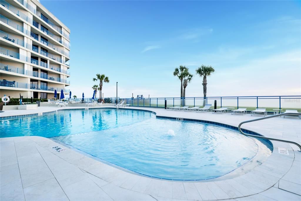For Sale: $899,000 (3 beds, 2 baths, 1601 Square Feet)