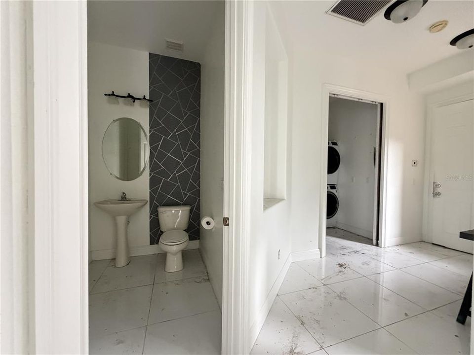 На продажу: $338,000 (3 спален, 2 ванн, 2303 Квадратных фут)