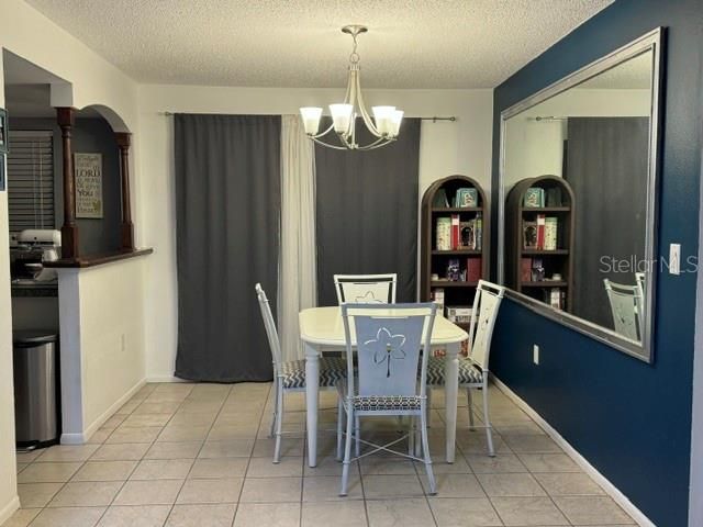En Venta: $375,000 (3 camas, 2 baños, 1132 Pies cuadrados)