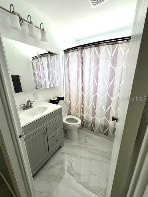 En Venta: $375,000 (3 camas, 2 baños, 1132 Pies cuadrados)