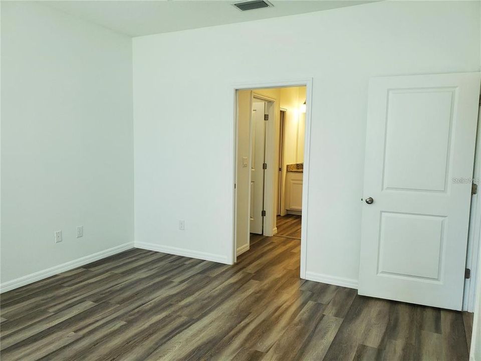 For Rent: $2,500 (2 beds, 2 baths, 1528 Square Feet)