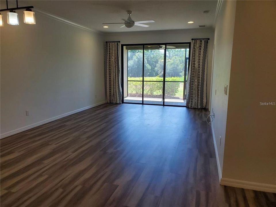 For Rent: $2,500 (2 beds, 2 baths, 1528 Square Feet)