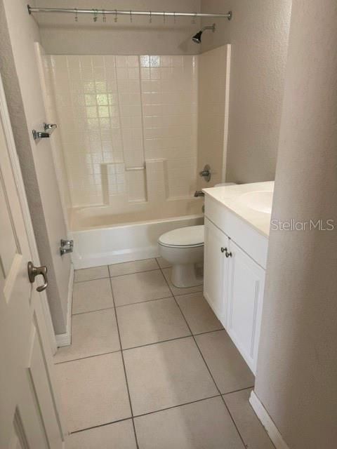 For Rent: $1,350 (2 beds, 2 baths, 979 Square Feet)
