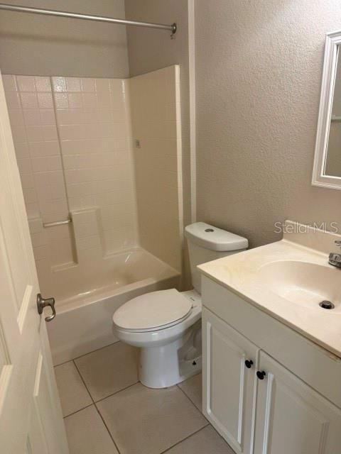 For Rent: $1,350 (2 beds, 2 baths, 979 Square Feet)