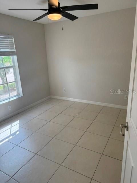 For Rent: $1,350 (2 beds, 2 baths, 979 Square Feet)