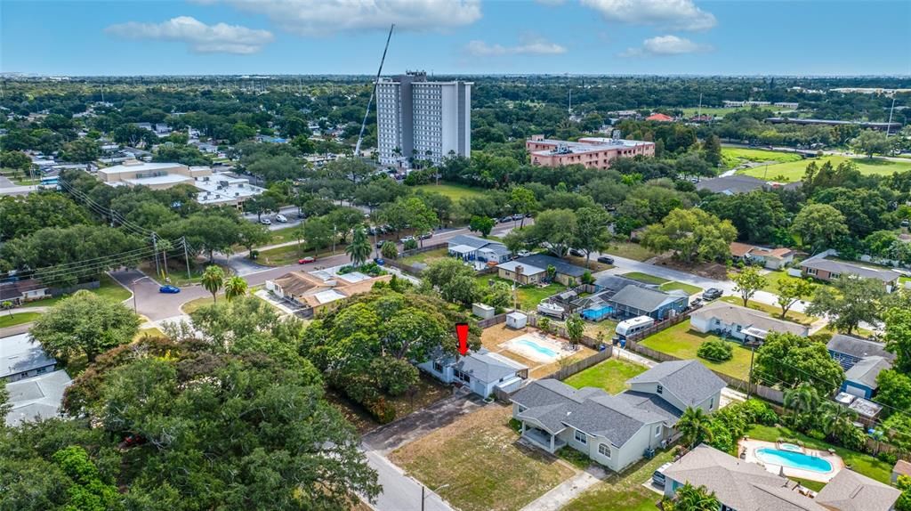 For Sale: $369,000 (2 beds, 1 baths, 1065 Square Feet)