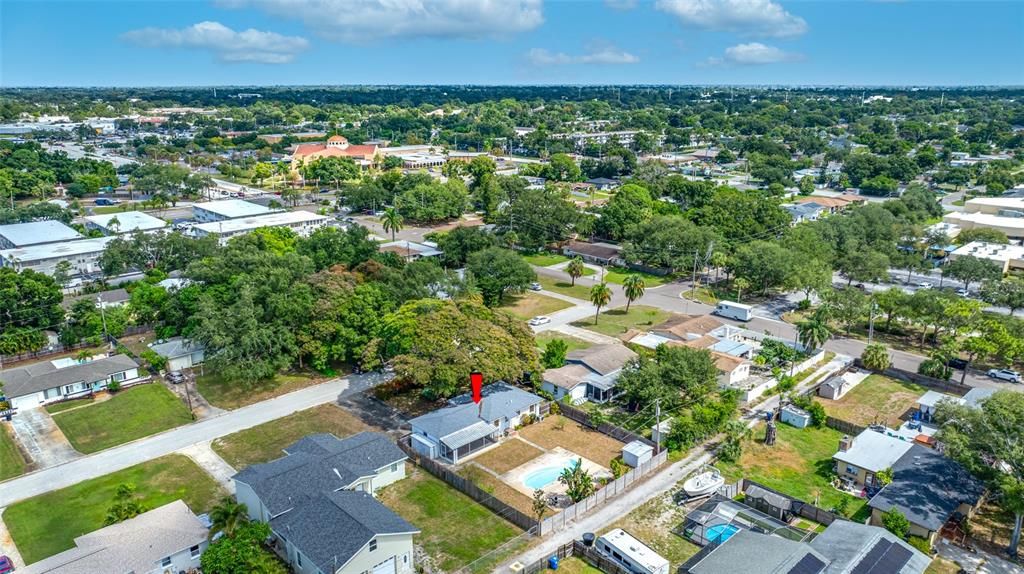 For Sale: $369,000 (2 beds, 1 baths, 1065 Square Feet)