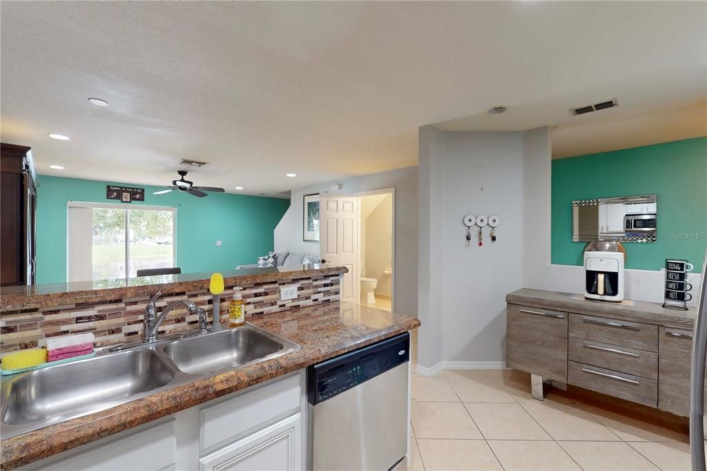 En Venta: $279,900 (3 camas, 2 baños, 1500 Pies cuadrados)