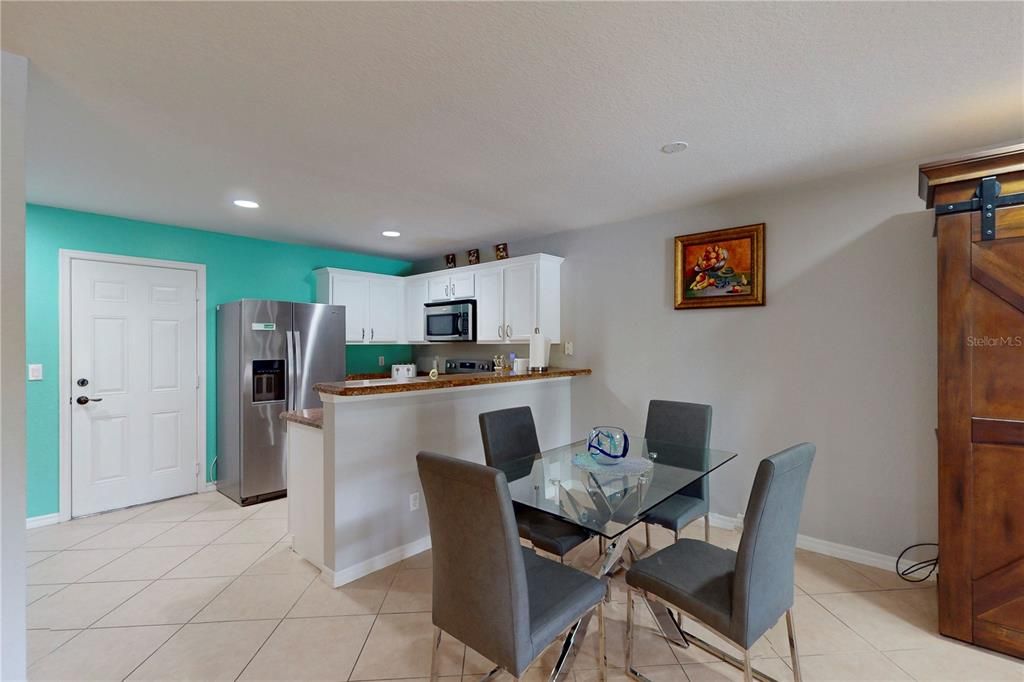 En Venta: $279,900 (3 camas, 2 baños, 1500 Pies cuadrados)