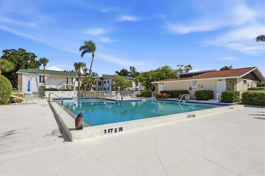 For Sale: $175,000 (2 beds, 2 baths, 1209 Square Feet)
