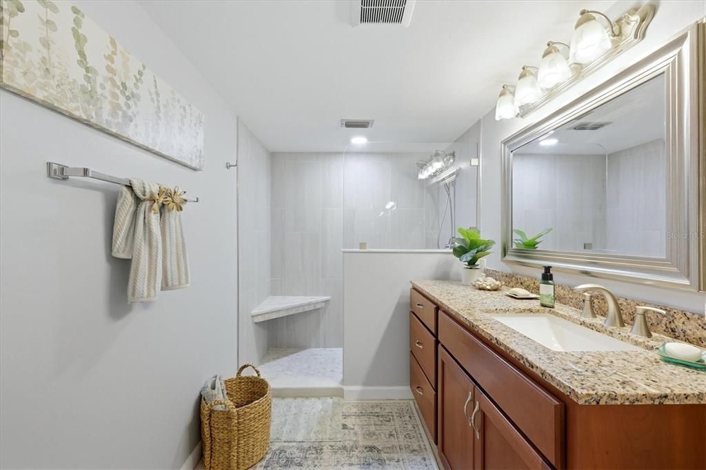 For Sale: $175,000 (2 beds, 2 baths, 1209 Square Feet)