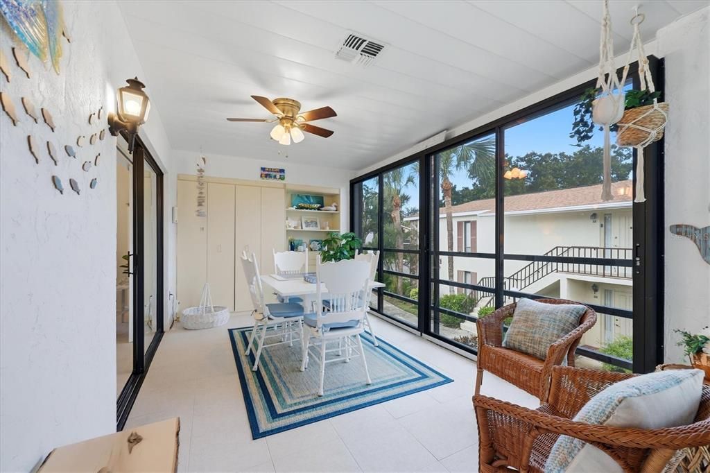 For Sale: $175,000 (2 beds, 2 baths, 1209 Square Feet)