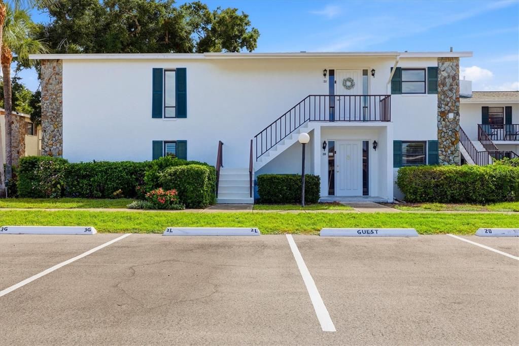 For Sale: $175,000 (2 beds, 2 baths, 1209 Square Feet)