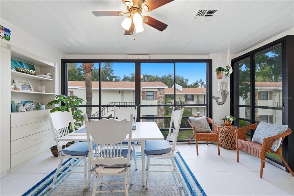 For Sale: $175,000 (2 beds, 2 baths, 1209 Square Feet)