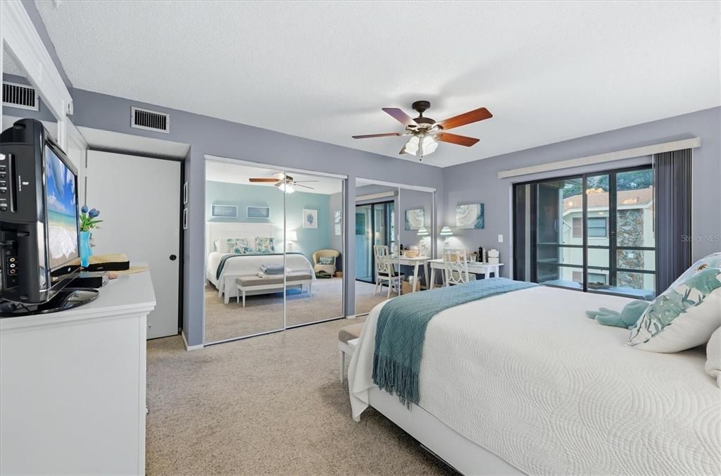 For Sale: $175,000 (2 beds, 2 baths, 1209 Square Feet)