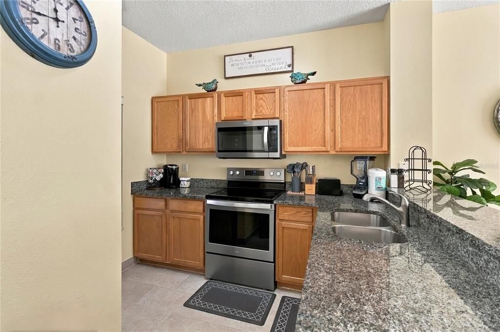 En Venta: $270,000 (3 camas, 2 baños, 1286 Pies cuadrados)