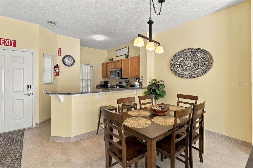 En Venta: $270,000 (3 camas, 2 baños, 1286 Pies cuadrados)