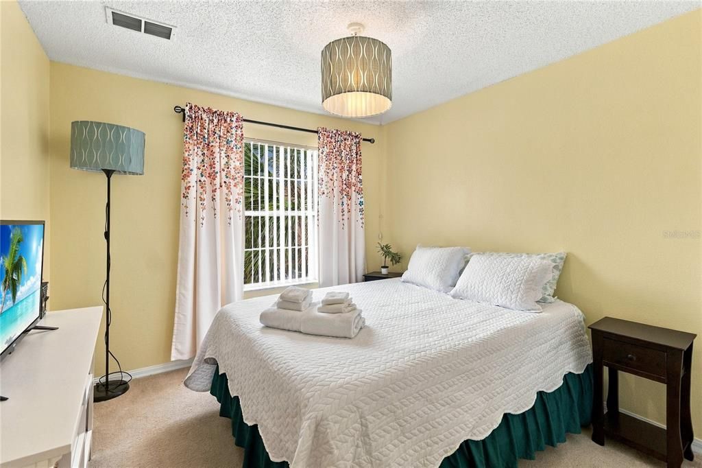 En Venta: $270,000 (3 camas, 2 baños, 1286 Pies cuadrados)