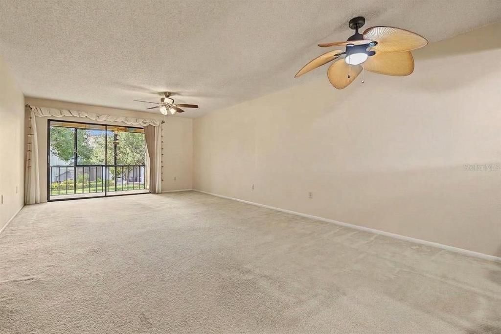 En Venta: $149,900 (2 camas, 2 baños, 1094 Pies cuadrados)