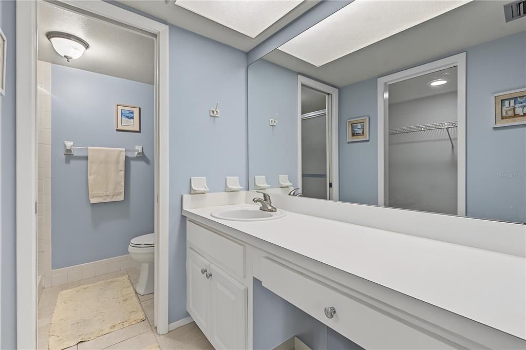 En Venta: $149,900 (2 camas, 2 baños, 1094 Pies cuadrados)