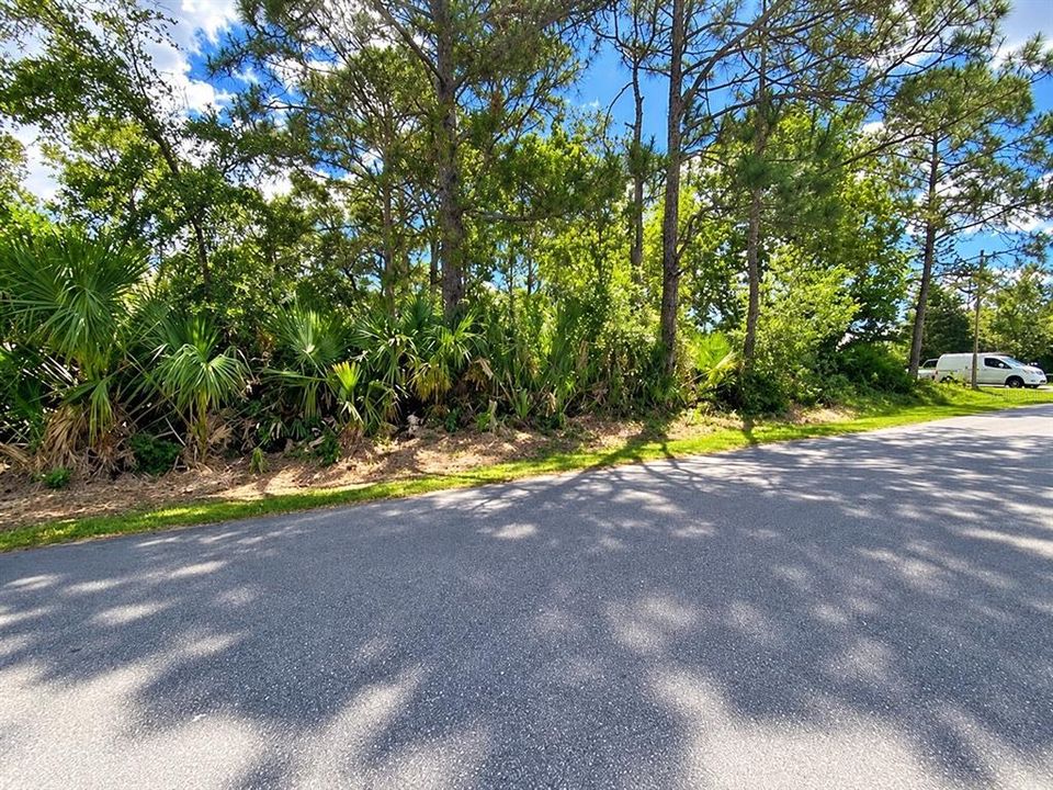 На продажу: $16,000 (0.23 acres)