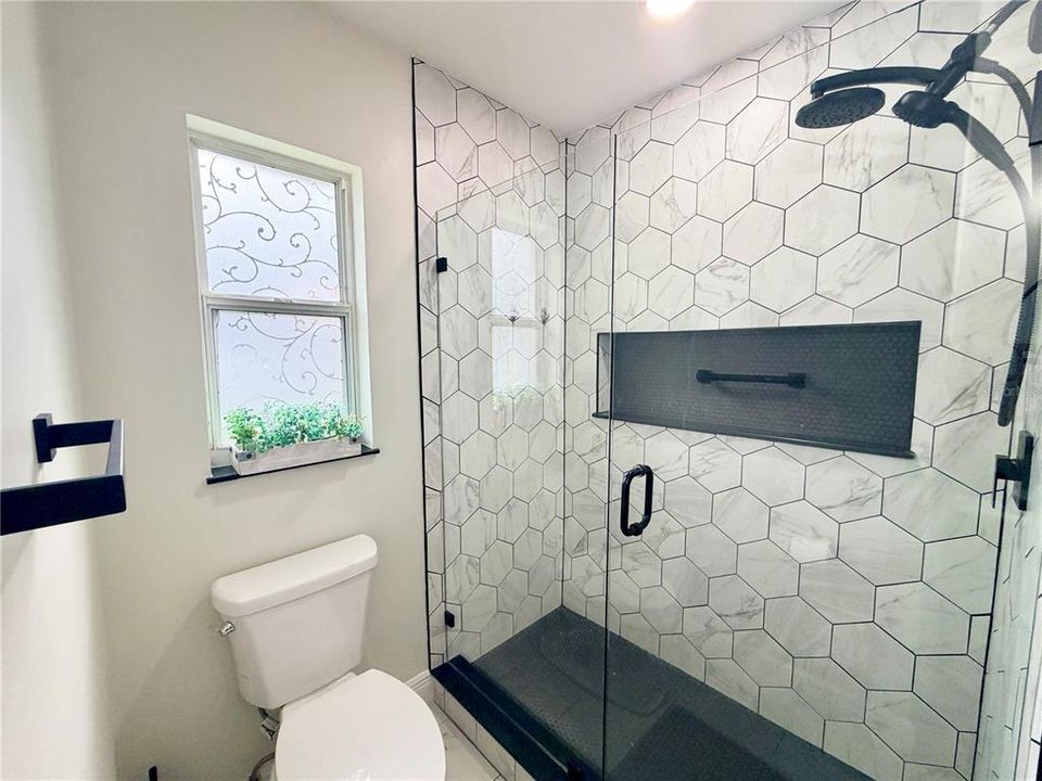 En Venta: $350,000 (3 camas, 1 baños, 1146 Pies cuadrados)