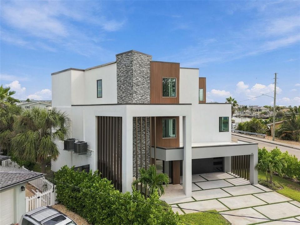 На продажу: $3,395,000 (5 спален, 4 ванн, 4434 Квадратных фут)