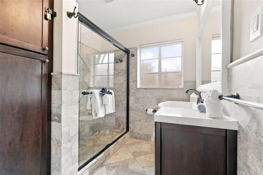 For Sale: $898,000 (3 beds, 2 baths, 1418 Square Feet)