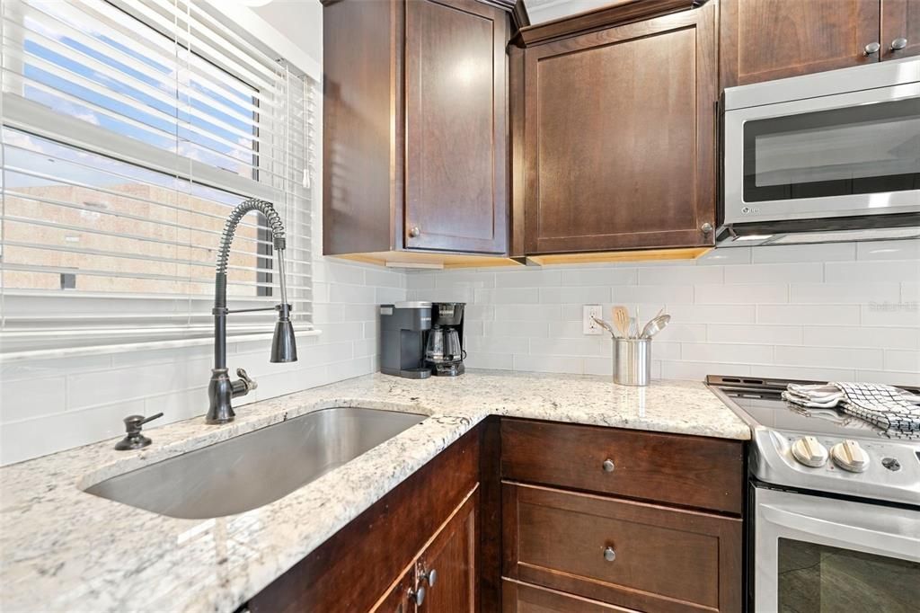 For Sale: $898,000 (3 beds, 2 baths, 1418 Square Feet)