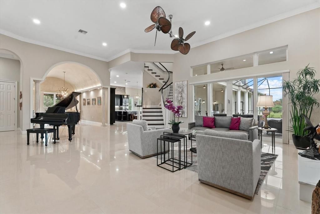 For Sale: $2,300,000 (6 beds, 5 baths, 5200 Square Feet)