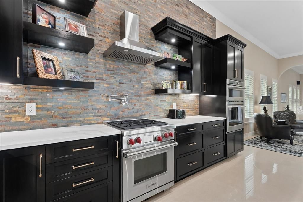 For Sale: $2,300,000 (6 beds, 5 baths, 5200 Square Feet)