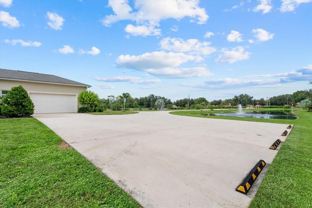 For Sale: $2,300,000 (6 beds, 5 baths, 5200 Square Feet)
