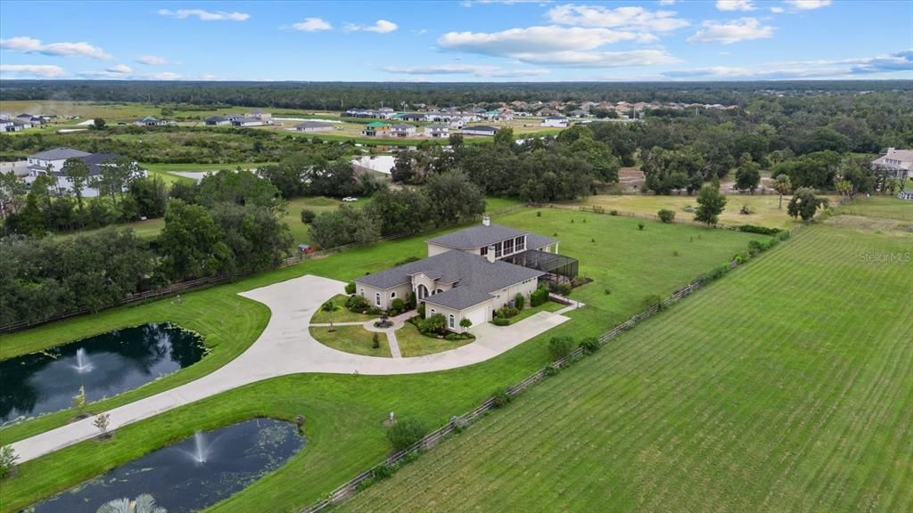 For Sale: $2,300,000 (6 beds, 5 baths, 5200 Square Feet)