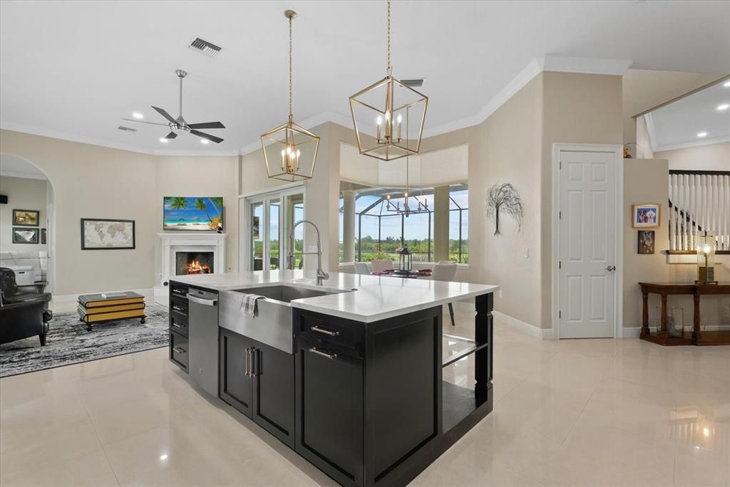 For Sale: $2,300,000 (6 beds, 5 baths, 5200 Square Feet)