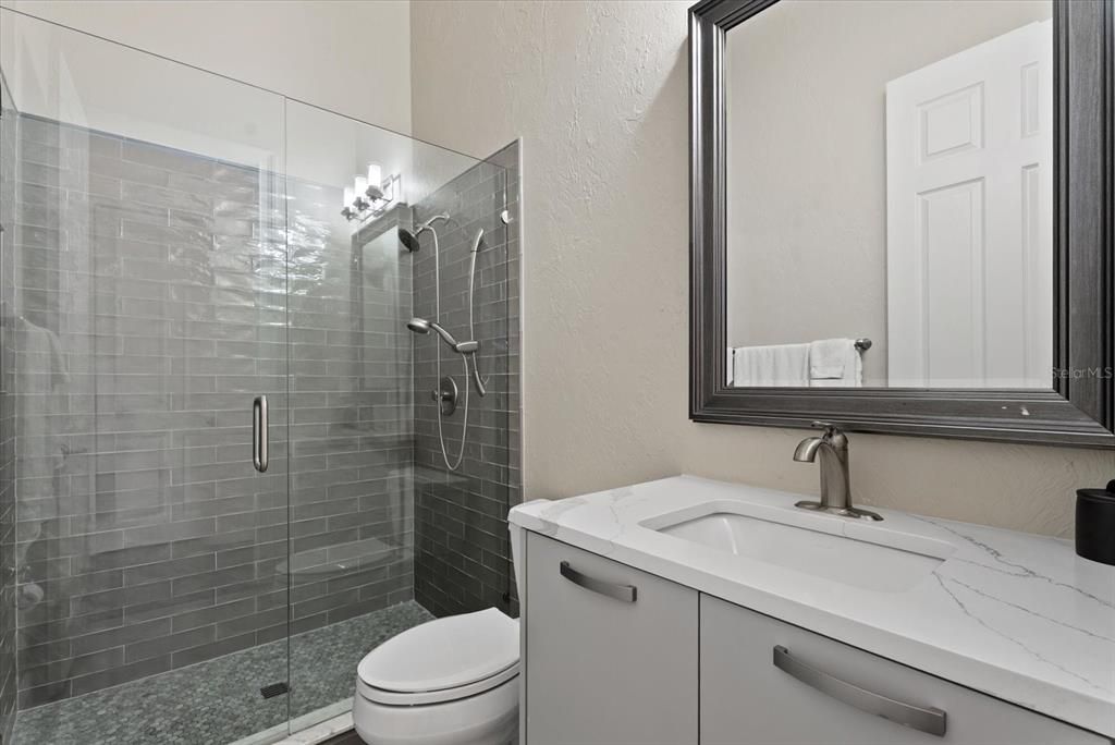 For Sale: $2,300,000 (6 beds, 5 baths, 5200 Square Feet)