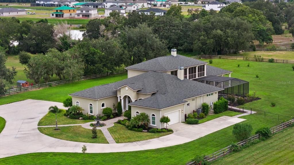 For Sale: $2,300,000 (6 beds, 5 baths, 5200 Square Feet)