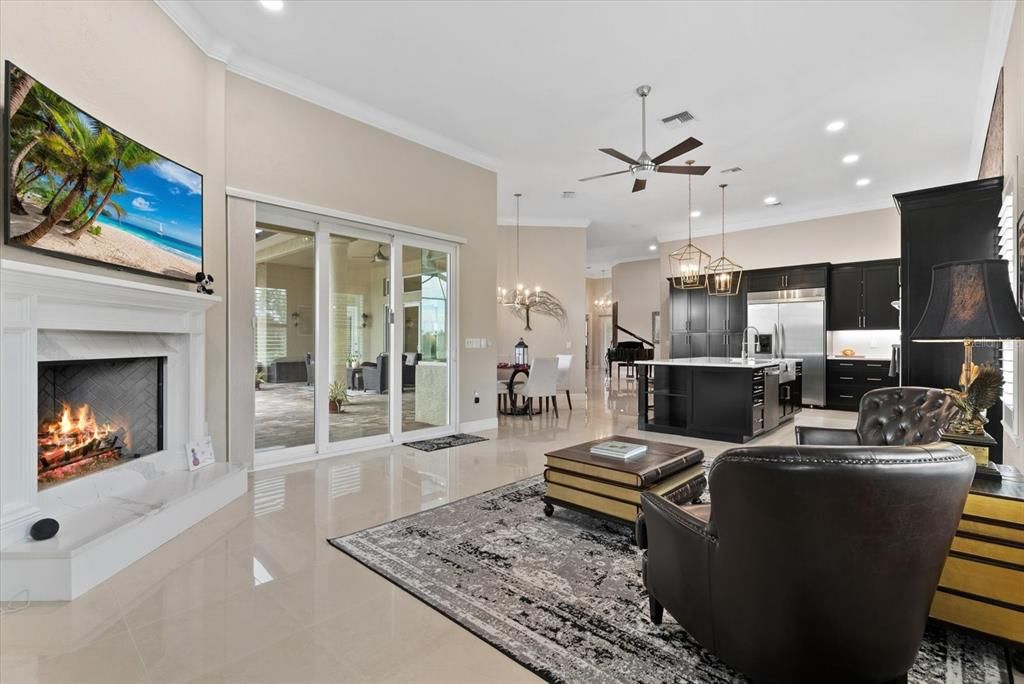 For Sale: $2,300,000 (6 beds, 5 baths, 5200 Square Feet)