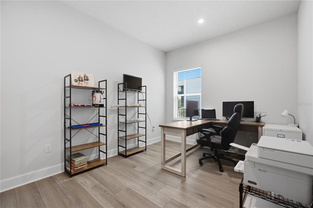 En Venta: $459,000 (4 camas, 2 baños, 2017 Pies cuadrados)
