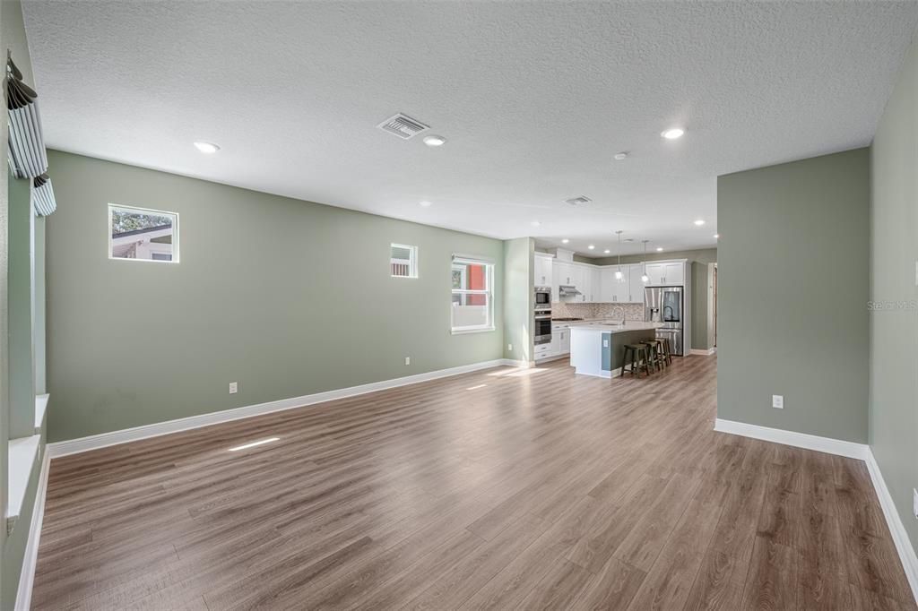 For Sale: $899,900 (4 beds, 3 baths, 2610 Square Feet)