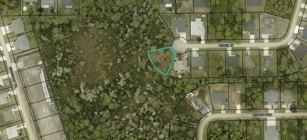 На продажу: $81,000 (0.23 acres)